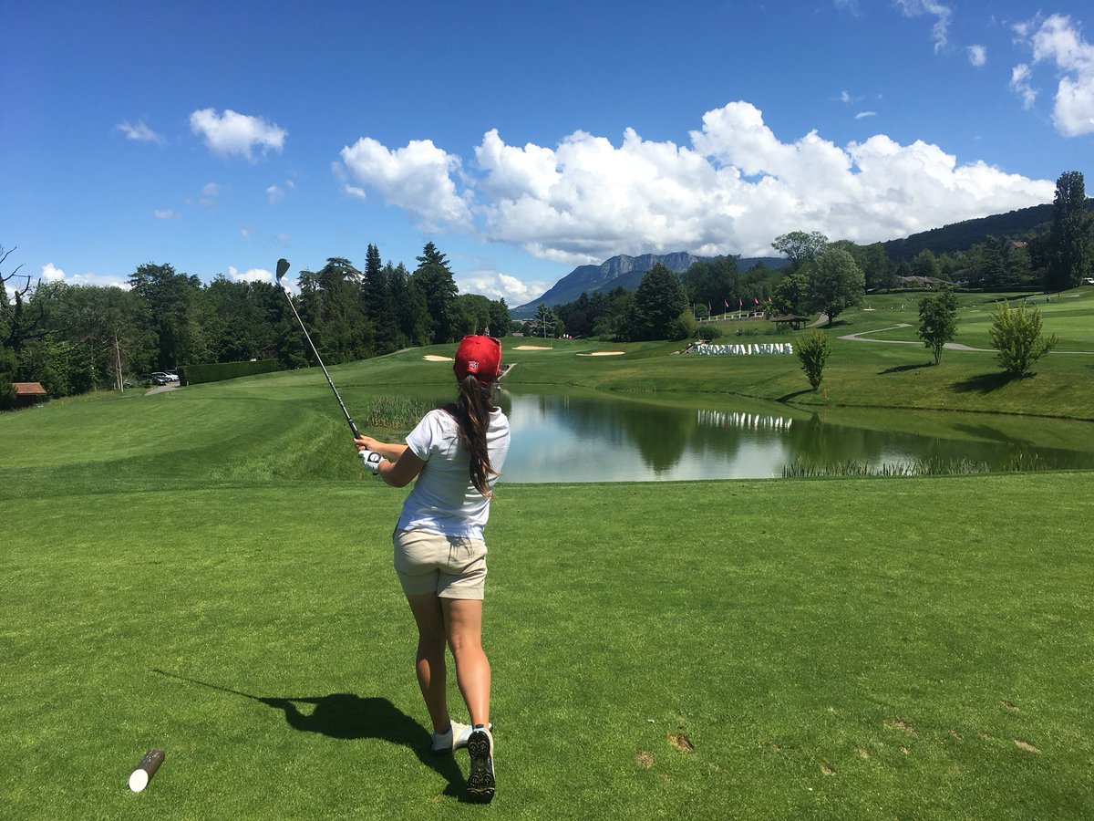 NIturriozPodium's tweet photo. ¿A quién no le gusta volver aquí? Ganas aumentando!! 😈💪🏼💥 #vamos #JabraLadiesOpen  @LETgolf @LETAccess https://t.co/74tX4q8bwB
