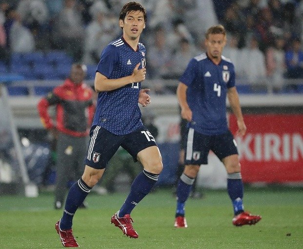大迫勇也の兄や弟はイケメンなの 家族構成や奥さんは美人で有名 愛用のスパイクもまとめてみた