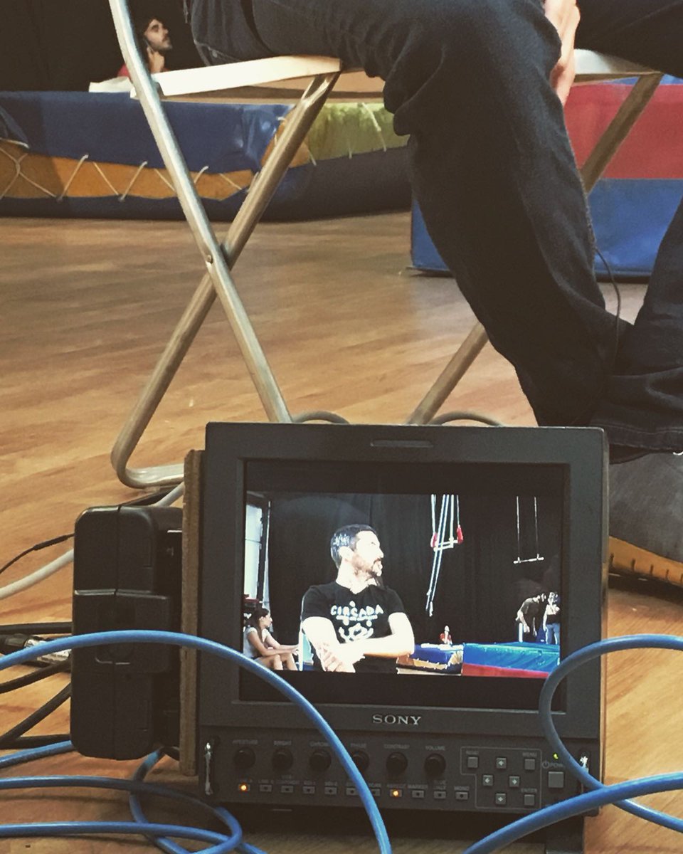 FestivalCircada's tweet photo. El programa @losreporteroscs de Canal Sur Televisión nos lo está preguntando TODO sobre el proyecto #CIRCADA2018 y sus ramificaciones. Nos pone muy content@s ver el interés que el circo está despertando en los medios de comunicación, gracias por sumaros al desarrollo del circo! https://t.co/7smoODT0nF