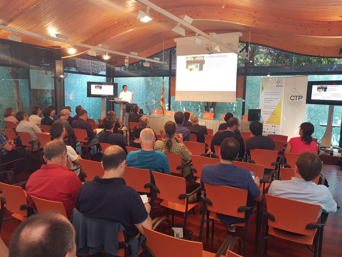opcc_ctp's tweet photo. El #OPCC participa hoy en la presentación de la nueva red de investigación en zonas de montaña #NEMOR. 🏔 @CREAF_ecologia  https://t.co/rje0D04vHp https://t.co/vtSNMgcRRI
