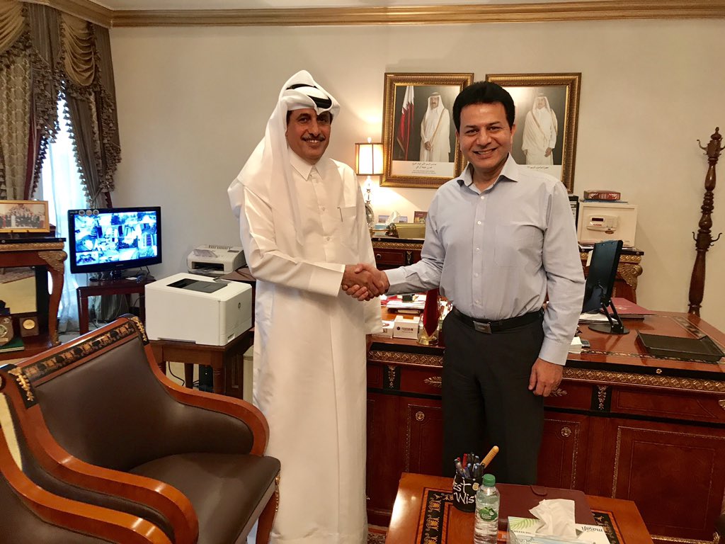 MAbdullahGul's tweet photo. اسلام آباد: قطر کے سفیر جناب سقر بن مبارک محمد عبداللہ حمید گل کے ساتھ پاکستان میں کاروبار کو فروغ دینے کے متعلق تفصیلات سے آگاہ کر رہے ہیں۔ اس موقع پر انہوں نے یقین دلایا کہ وہ الیکشن کے بعد بڑے تجارتی وفد کو پاکستان بلائیں گے جس سے دونوں مملک کے درمیان کاروبار کو فائدہ ہوگا https://t.co/MFm1pjvYIB