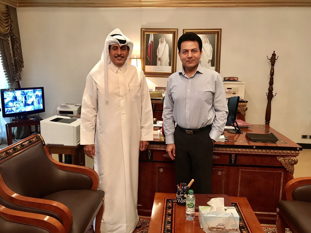 MAbdullahGul's tweet photo. اسلام آباد: قطر کے سفیر جناب سقر بن مبارک محمد عبداللہ حمید گل کے ساتھ پاکستان میں کاروبار کو فروغ دینے کے متعلق تفصیلات سے آگاہ کر رہے ہیں۔ اس موقع پر انہوں نے یقین دلایا کہ وہ الیکشن کے بعد بڑے تجارتی وفد کو پاکستان بلائیں گے جس سے دونوں مملک کے درمیان کاروبار کو فائدہ ہوگا https://t.co/MFm1pjvYIB