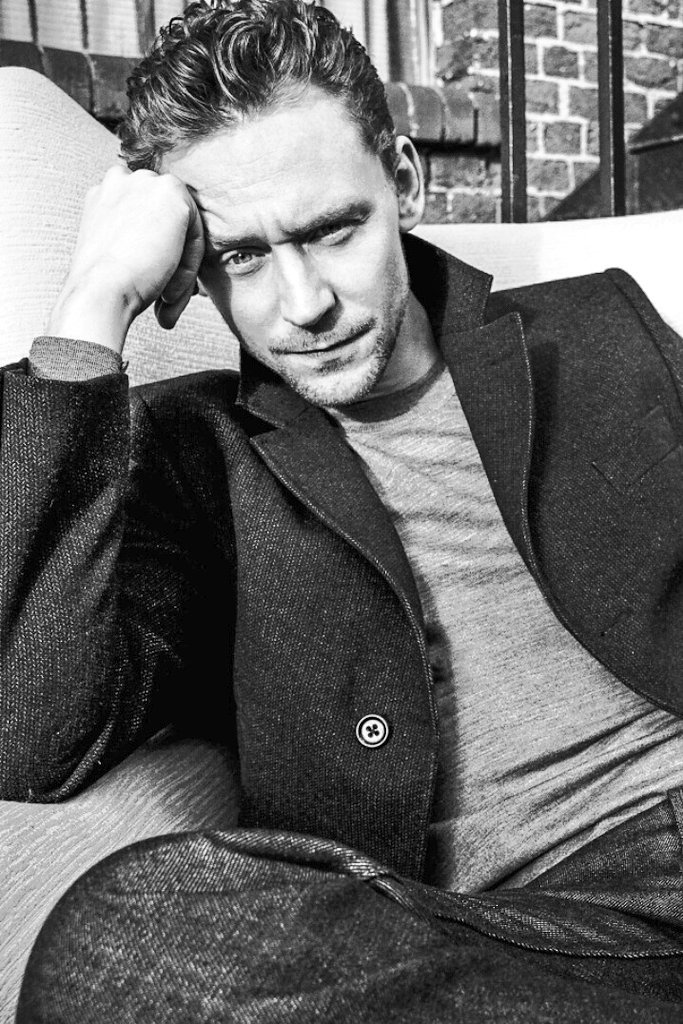 bestoftwh's tweet image. Art.... 
#TomHiddleston
