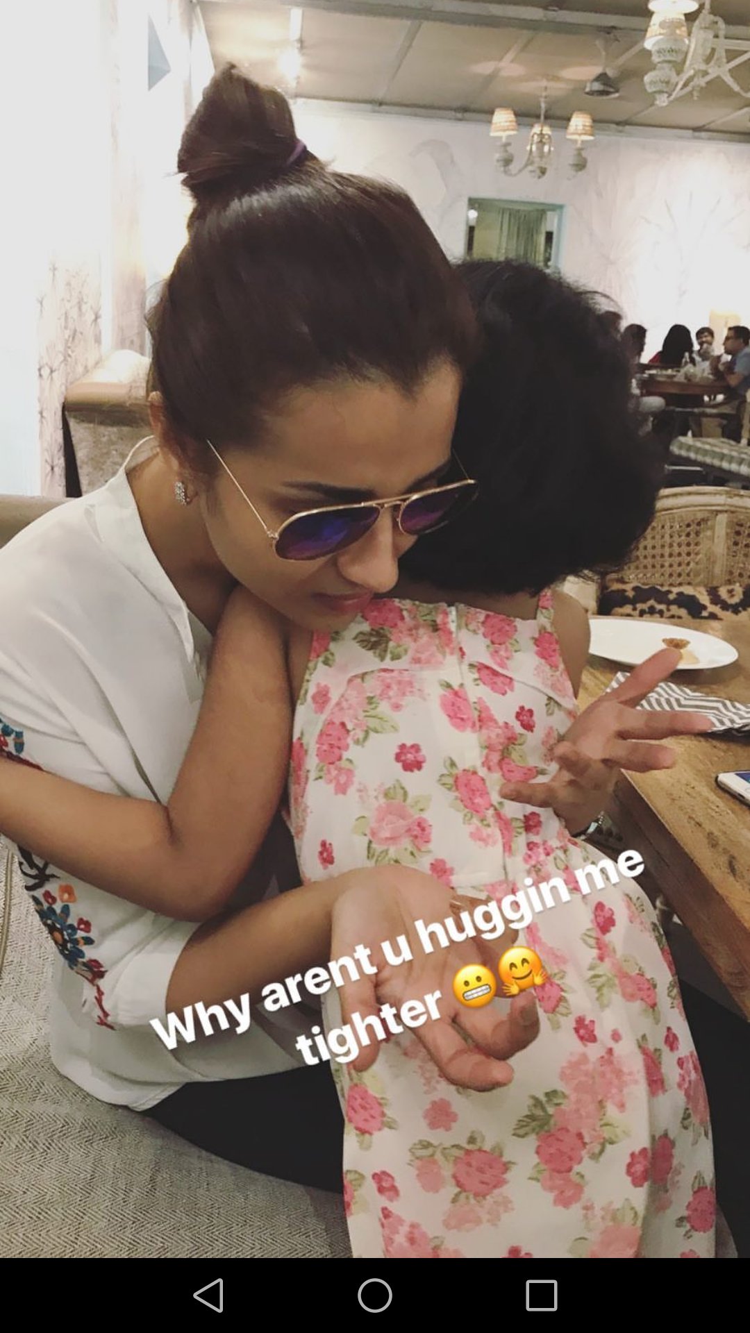 DecQ2jaX4AEi1cN?format=jpg&name=large