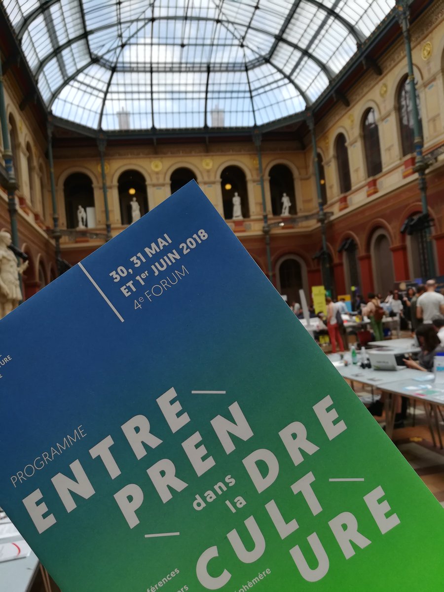 Kontext_Paris's tweet photo. Ou sommes-nous ? Première bonne réponse gagne une place pour le #spectacle #francoallemand #Winterreise de #Yaël #Ronen ce soir 30/05 aux #Abbesses à #Paris :) https://t.co/87WYoERwqV