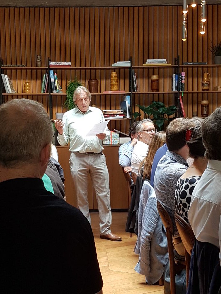 Dertig jaar #Perswijn met <a href="/perswijnronald/">Ronald de Groot</a>