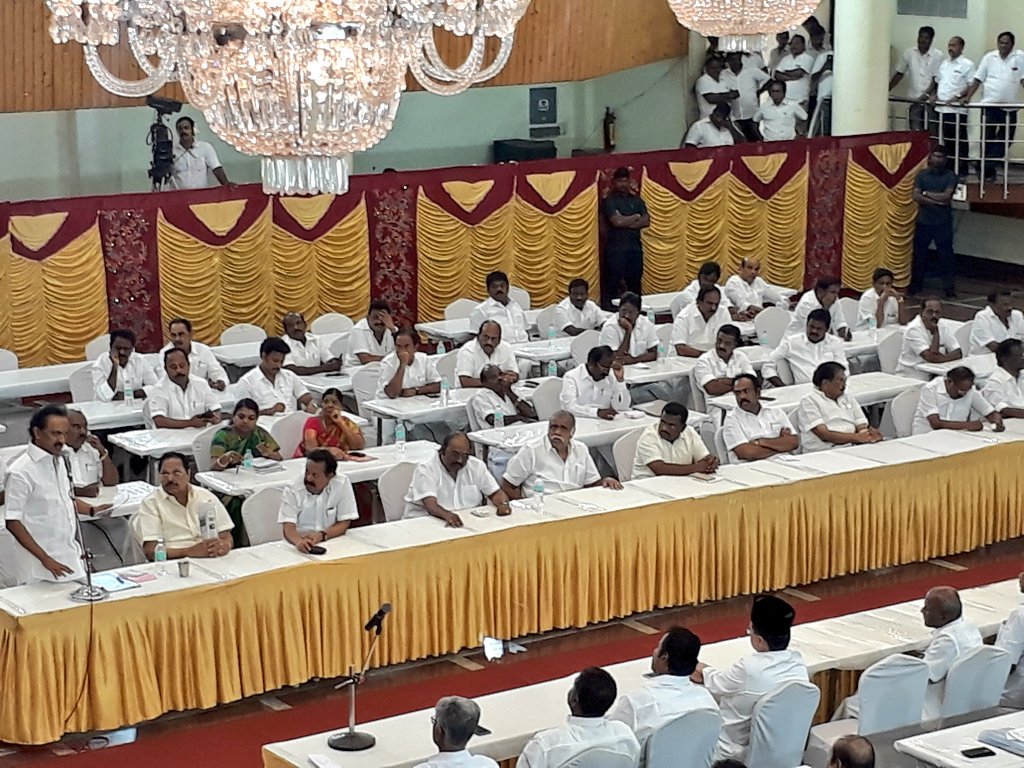 aravind_dmkit's tweet photo. திமுக சார்பில் மாதிரி சட்டமன்ற கூட்டம் தமிழகம் முழுவதும் நடத்தப்படும் - செயல்தலைவர் தளபதி அவர்கள் அறிவிப்பு.#RealTNAssembly
#பழனிச்சாமிபதவிவிலகு
@isai_ https://t.co/N8E3O9WLsS