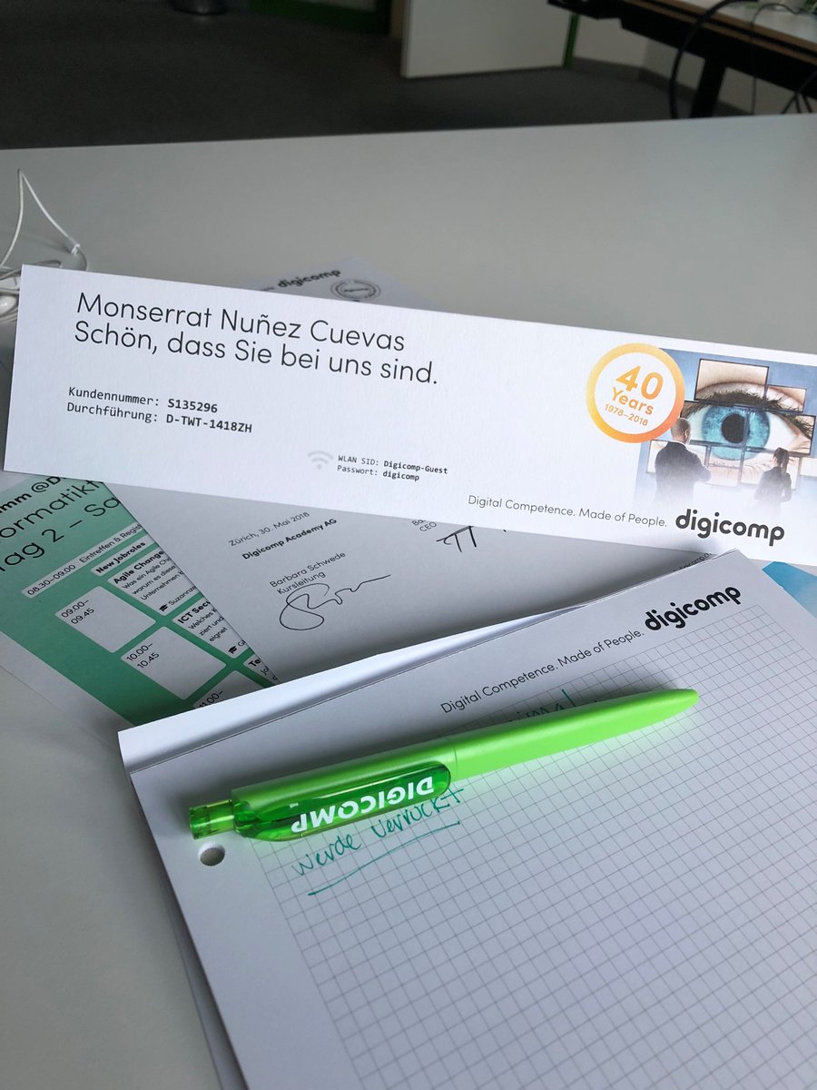 Monserratnc's tweet image. TweetToller Kurs!! Danke @barbaraschwede und @DigicompCH!
#DigiTWT