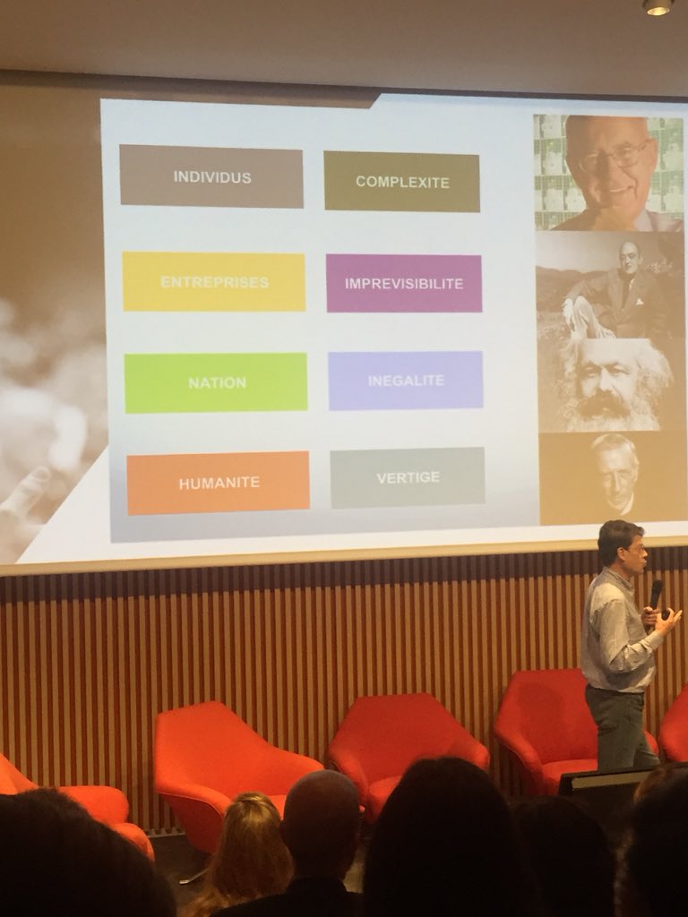 CoSempe's tweet photo. ‘Lutter pour ne pas que nous devenions une colonie technologique’ @dr_l_alexandre sensibilise un parterre de #DRH au réveil technologique de nos organisations face à la guerre des #talents #CED18 #competences #ia #it https://t.co/QQ6V33TUS4