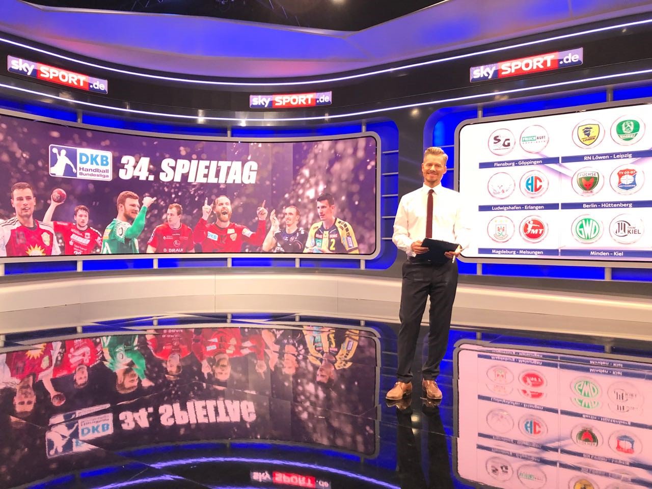 Gregor Teicher on Twitter "Kinnas, das wird groß. GANZ GROSS! Alle