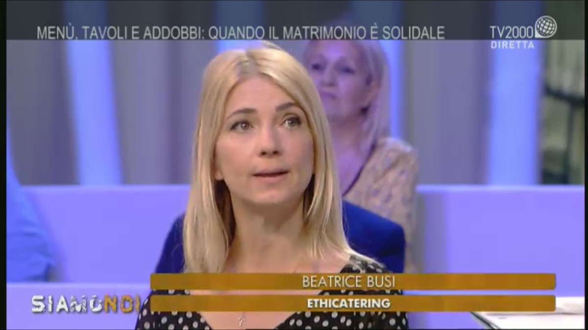 "Noi di @ethicatering collaboriamo con @libera_annclm per realizzare un vero e proprio #matrimonio solidale: nelle #cerimonie inseriamo prodotti provenienti da beni confiscati. L'idea nasce a #Parigi ma da 5 anni siamo in #Italia". Beatrice Busi  <a href="/TV2000it/">Tv2000.it</a> #siamonoitv2000