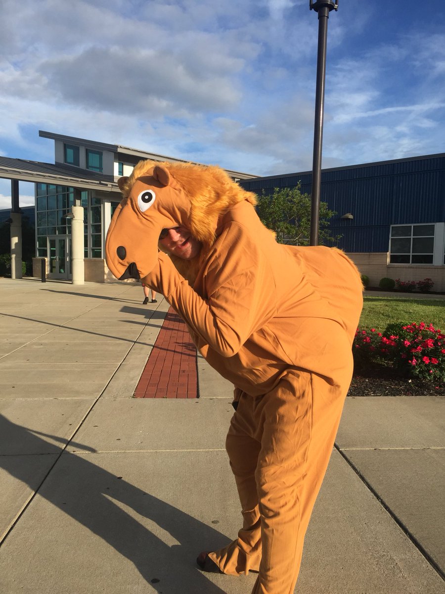 It’s the last day hump day of the school year.  #haydenscountdown 2 more days.