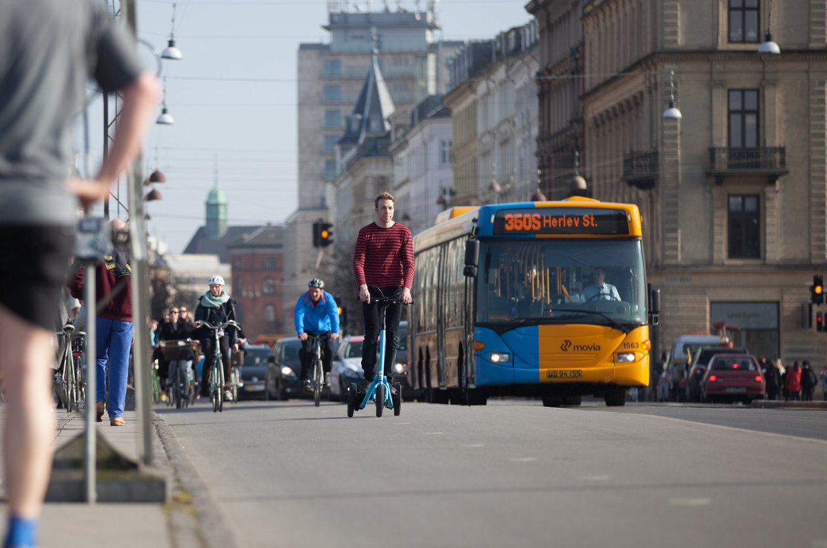 thememover's tweet photo. Isn´t it great to use your own #sustainable #transportmean to commute to work, knowing you are getting your #fullbodyworkout while being #ecofriendly?
Taking care of our world is as important as taking care of our body.🐾🌿
#Sustainability #greenmobility #wellnesswednesday #TECH https://t.co/r0YajTxJQF