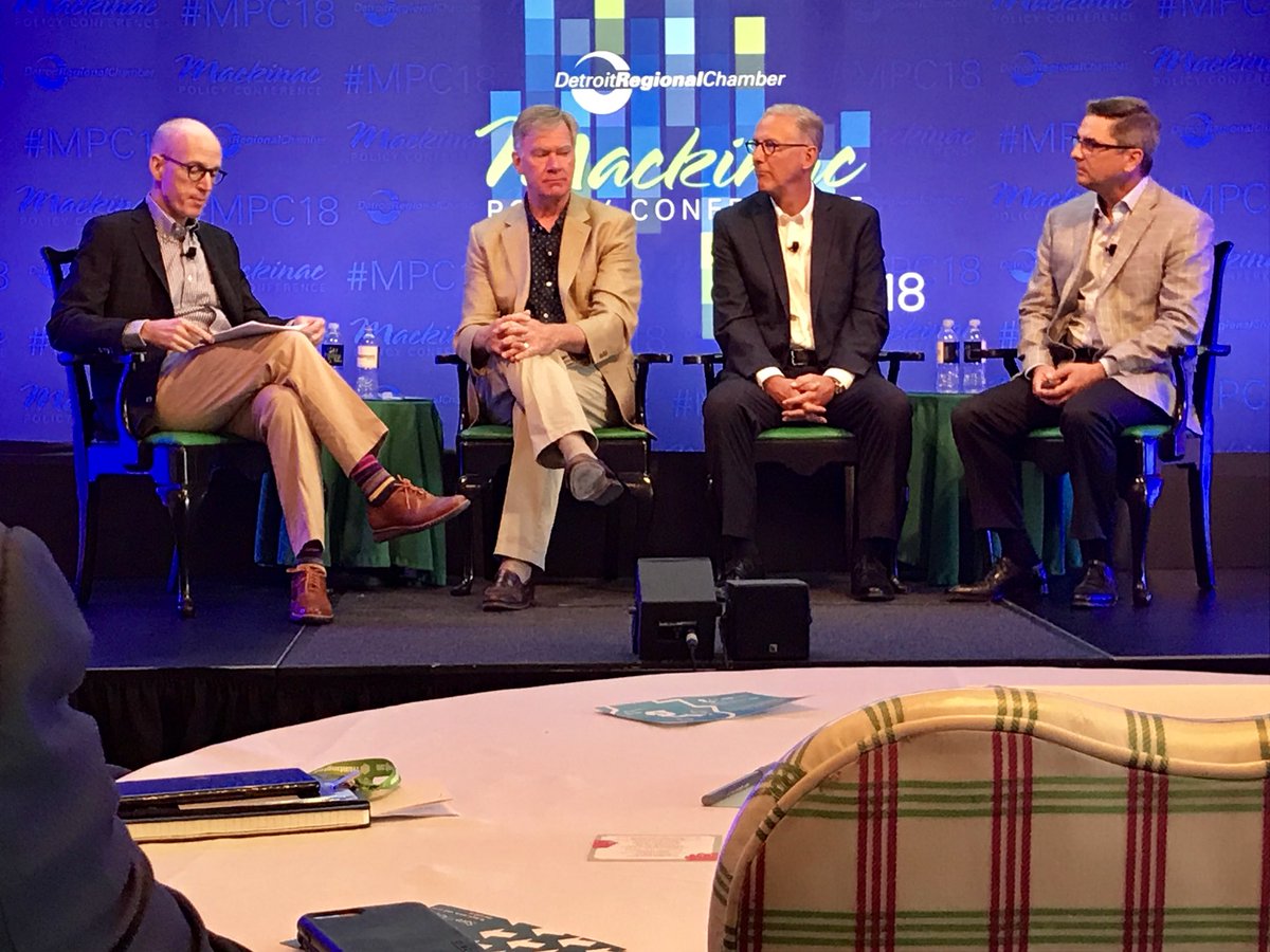 Bellwether_PR's tweet image. Panel with Tony Minghine of @MMLeague, Gordon Krater of @PlanteMoran, former St. Paul Mayor Chris Coleman talk with @BusLeadersforMI CEO Doug Rothwell about how much disinvestment in cities harms economic development, drives people away. #MPC2018 #SaveMICity @SaveMICity