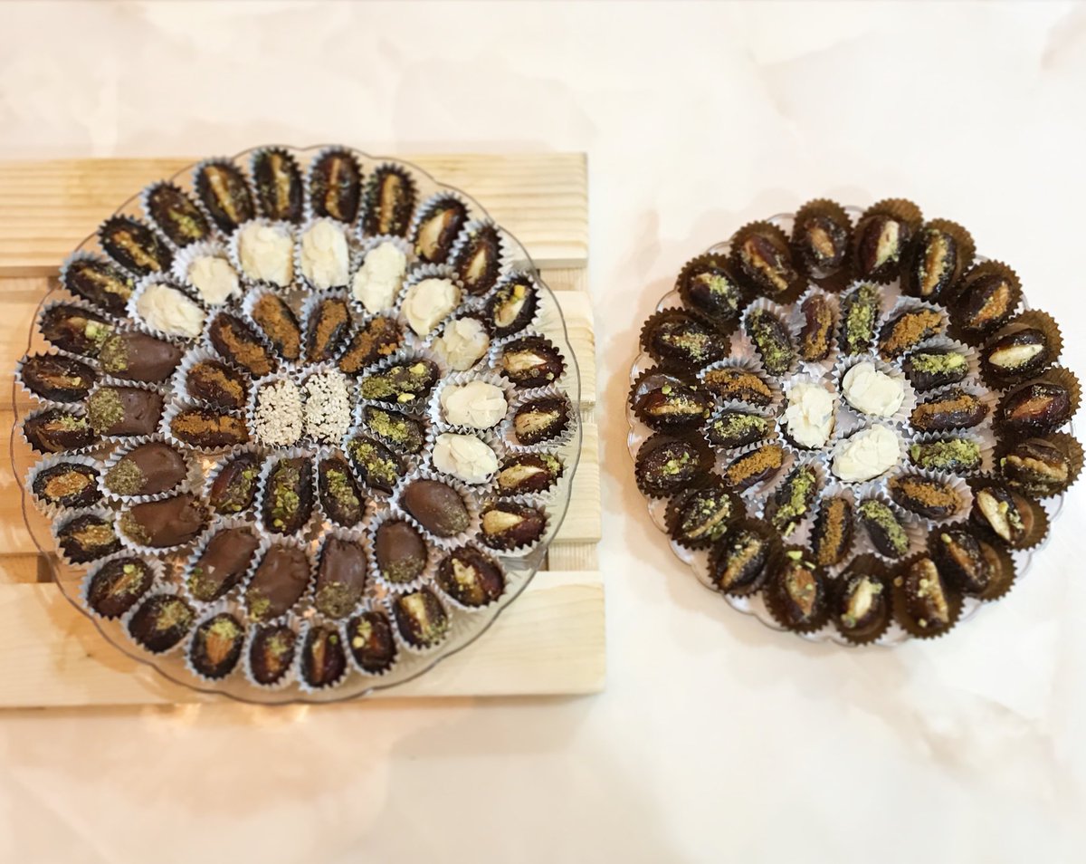 ضيف احبابك في #رمضان بألذ التمور وأفخرها من #سحة ✨❤️