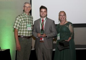 NeuroTrauma18's tweet photo. This award will be given to the best talk on original research that takes place at #NeuroTrauma 2018. The European Brain Injury Consortium has sponsored USD 1000 for the Sir Graham Teasdale Award. 

Learn more: https://t.co/qzPDBrdJiS https://t.co/oHyqawDwEU