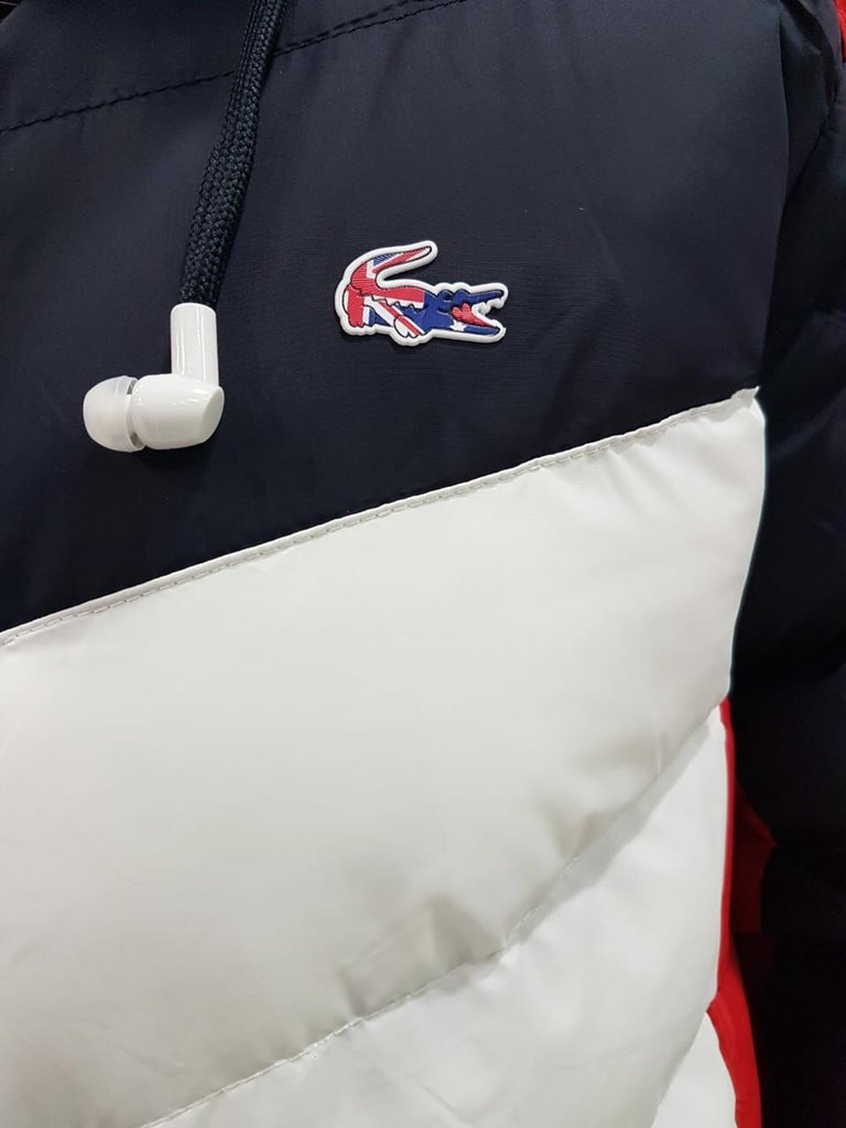 marcas_vip's tweet photo. Jaqueta Bombojaco 🧥 Corta Vento 💨 Lacoste 🐊 Fones 🎧 💣💣💣💣#MarcasViP (Promoção %) https://t.co/MKxzubbQLr