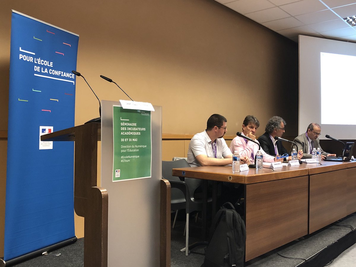 Edu_Num's tweet photo. [#GTnum] Numérique et évaluation : quelles problématiques ? 🤔 avec @ClaudioCimelli @elieallouche @fvillemo @IksalSeb et Jean-François Chesné @Cnesco 😉 https://t.co/rovitSpy4L