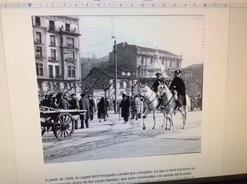 3ESOAuseva's tweet photo. Empezamos proyecto “#Oviedonollovióniná “ con gran ilusión y novedades respecto a otros años. Escucharemos la historia del urbanismo de Oviedo, los cambios de la ciudad en las voces de sus protagonistas y se une Mates 😊 #HistoriaOral @ausevamaristas @jorgefelpeto @ReqCarmen https://t.co/y2keT9jCrS