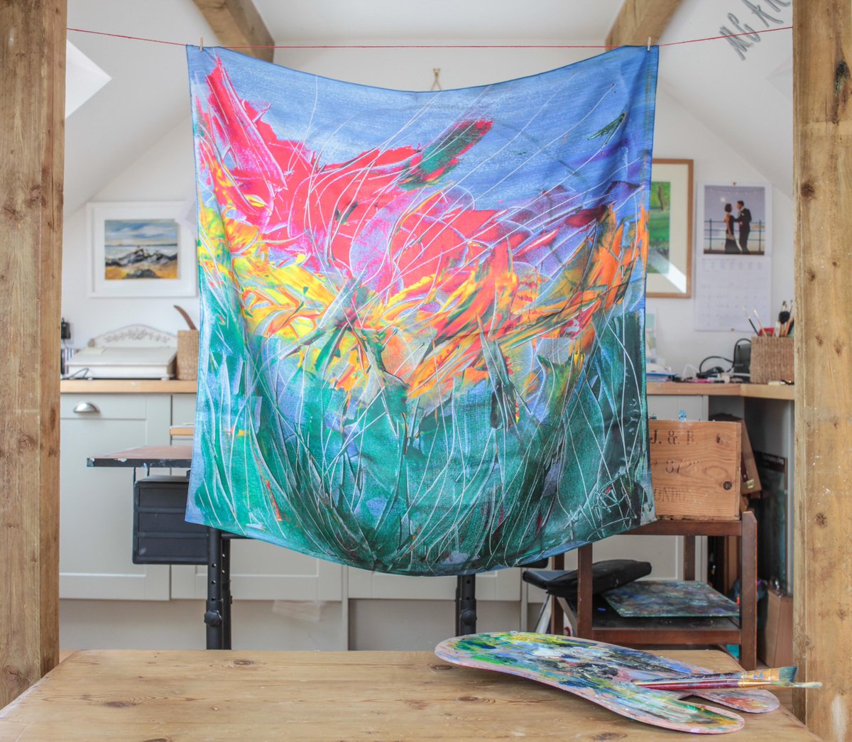 MaureenG612's tweet image. Here's a sneak preview of my new 100% Silk Scarf Collection from my original paintings. DM me at artbymaureengillespie for more details. #silk #originall#fashion#vogue##scarves#accessories#amazingcolours#flowers#