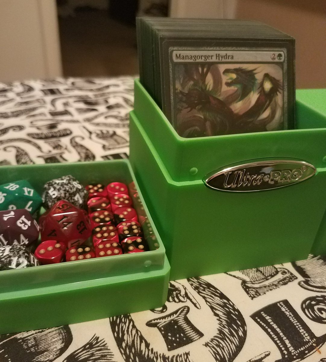 GrumpkinSnark's tweet photo. Abzan Hydras finally has a home in this sweet lime green @UltraProIntl Satin Tower! Best deck box in the game! @Card_Kingdom @TolarianCollege @Chris_VanMeter @MtACast @SaraByrd20 @ThomasRB83 @MistressZero #kitchentablemagic #MTG #hydrasgonnahydra #hailhydra https://t.co/LmosC0Ejrv
