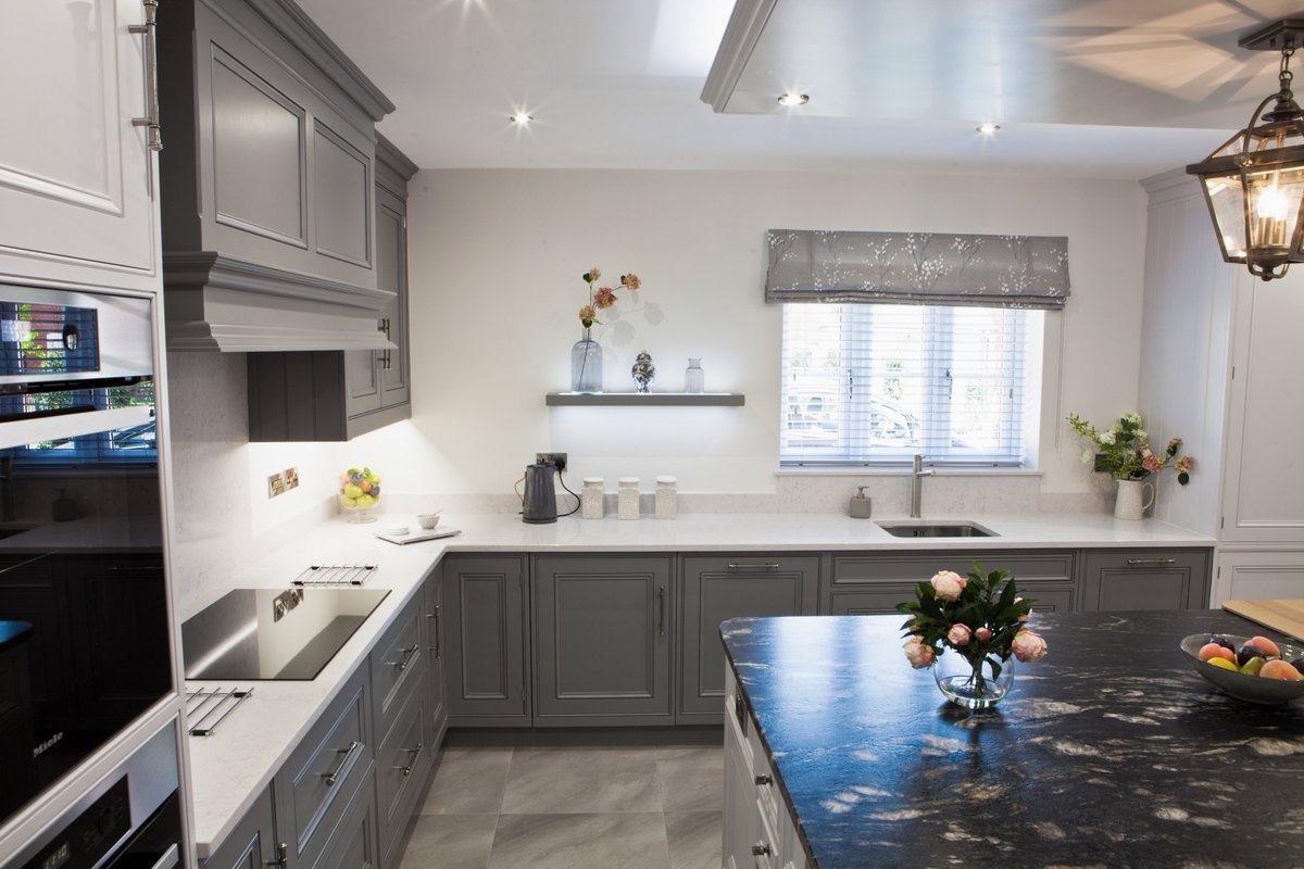 Algarve Granite tweet media