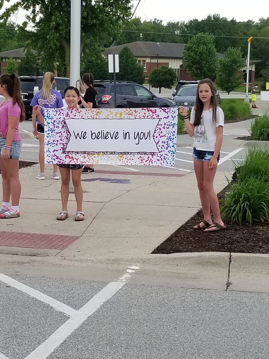 waukeesusan's tweet photo. Great start to the day! Finishing strong at WMS! #wmspride https://t.co/dOQMAI5zup