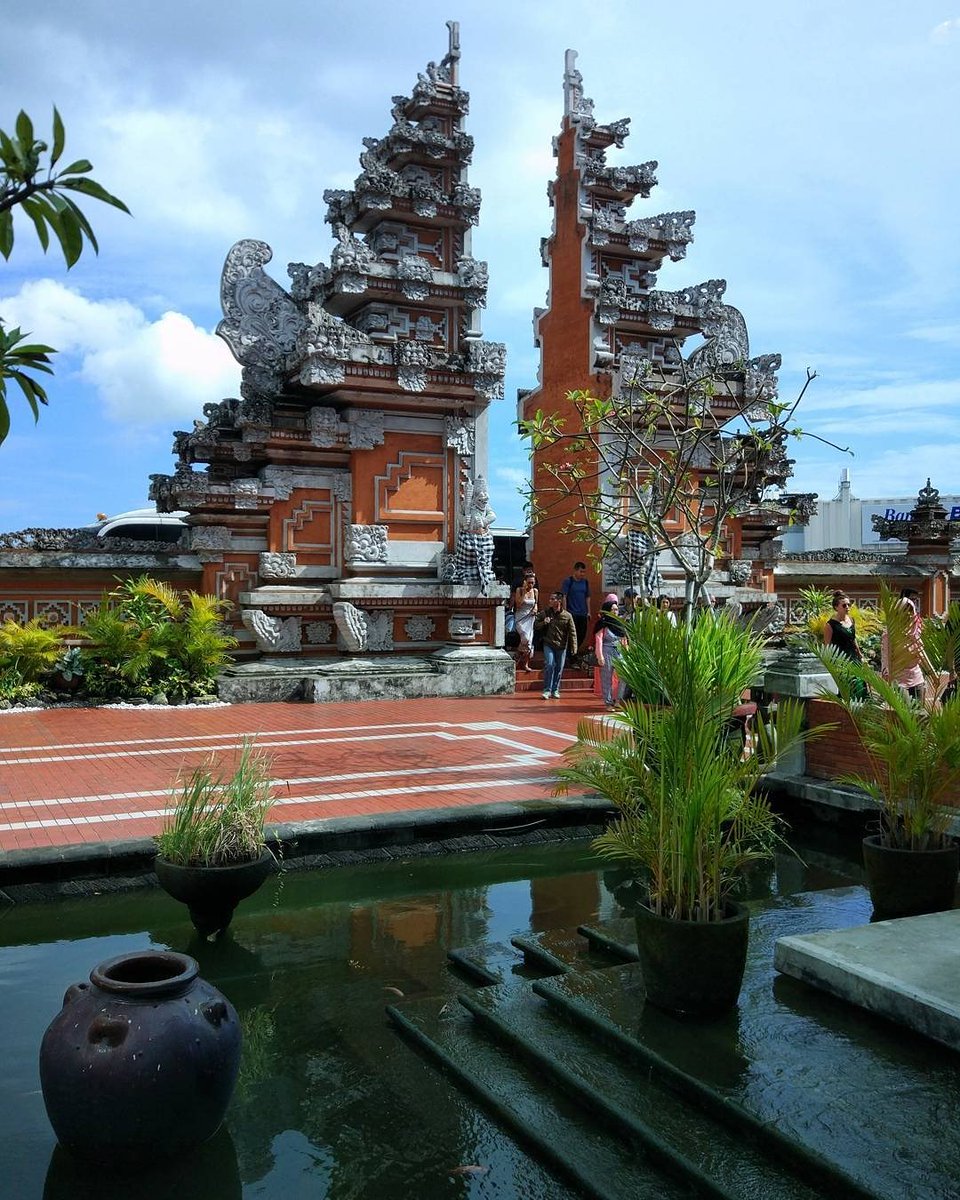 creaduarunika's tweet photo. Wishing all Balinese the most wonderful #Galungan & #Kuningan https://t.co/54uHhnMGGx #creaduwonderfulwednesday #creadu
📸: @naterdna https://t.co/KbuSevyYcb
