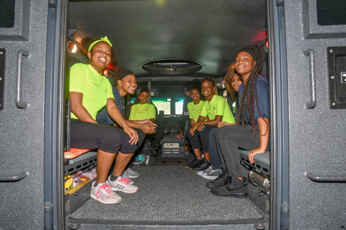 HollywoodFLPD's tweet photo. Move over chief...we had a new chief and her two assistant chiefs in the house yesterday! The 8th grade @AttucksMS students won an essay contest. They spent time with command staff & joined #AttucksMS Safety Ambassadors for demonstrations with SWAT, Detective Bureau & Crime Scene https://t.co/oXyBBWxXyH