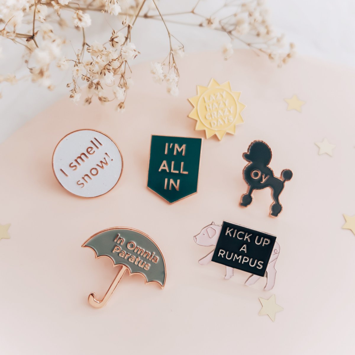 copperboomstud's tweet photo. Need a little mid-week pick me up? Grab a #GilmoreGirls pin. Maybe watch an episode or two. Energy restored.

https://t.co/utSAxgvXIy

@GilmoreGuysShow @thelaurengraham https://t.co/A20yTf6dtp
