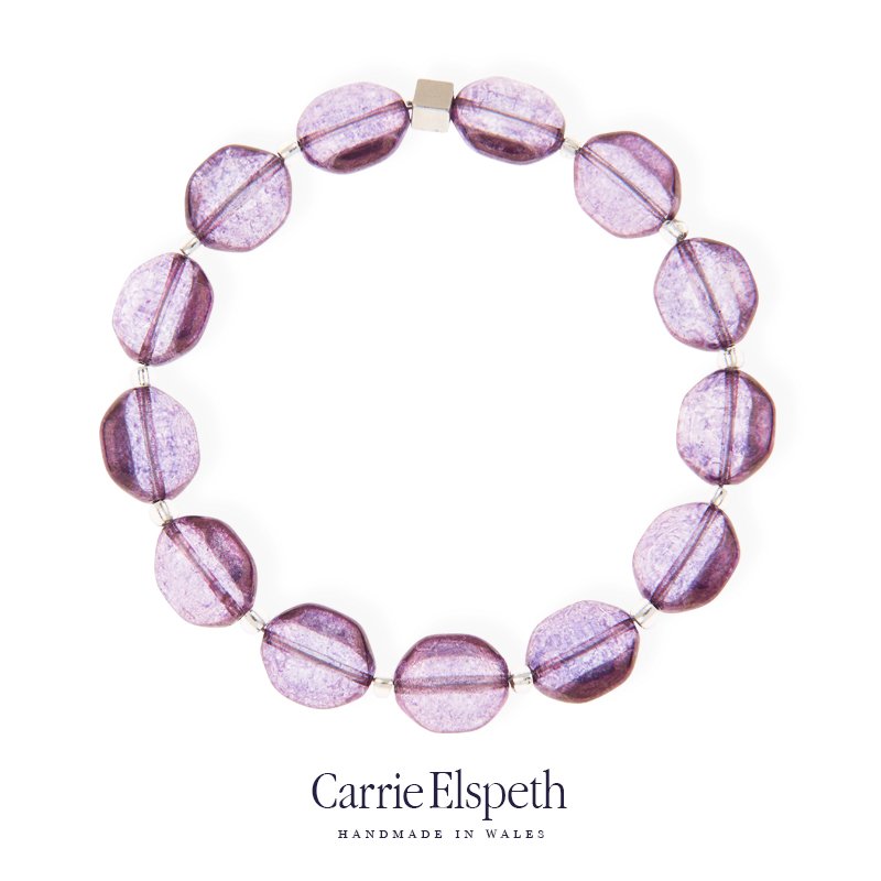 carrieelspeth's tweet photo. NEW - Nimbus - These beautiful Czech glass beads appear to float like clouds around your neck. Available in three subtle colourways. 
#carrieelspeth #carrieelspethjewellery #ss18 #newcollection
Find your nearest stockist: https://t.co/8cTiJqxdJC https://t.co/wQhBED1NIO