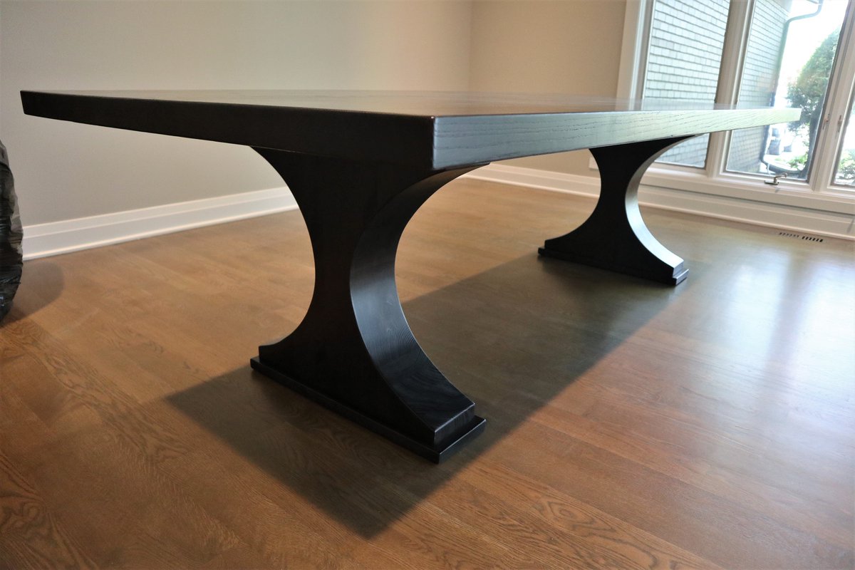HandmadeTables's tweet photo. Even in the shadows, our crescent pedestal stands out. This customer opted for an extra thick top and a Black Espresso coloring!
#ChicagoFurniture #Handmade #SmallBusiness #Shipping #RusticElementsFurniture
https://t.co/ZnRz6KHe2a https://t.co/tkjWjsqX4i