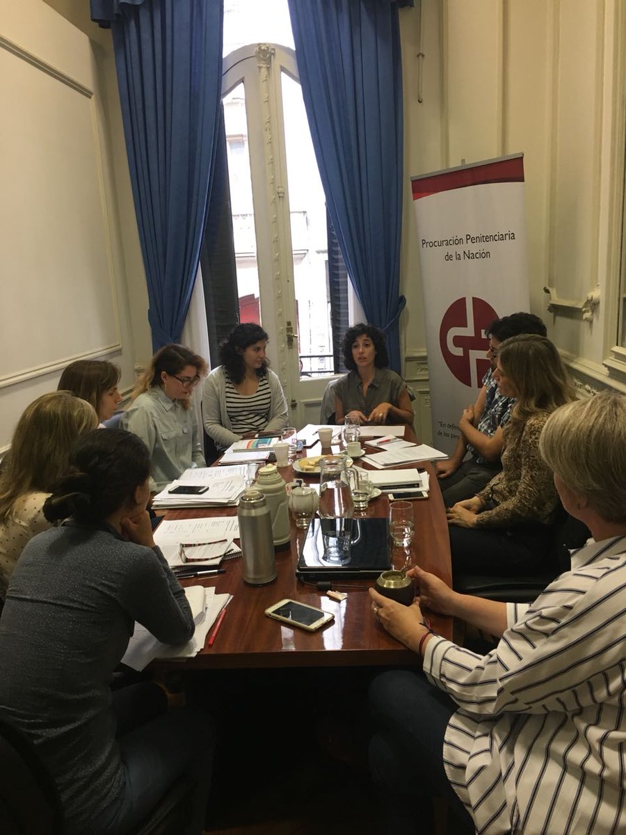 MarianaSheehan's tweet photo. En el segundo dia del proyecto https://t.co/OY4uqRtKti trabajamos con los equipos de Genero y Diversidad Sexual y Auditoria de Unidades Penitenciarias de @PPNArg. Siempre es una alegria continuar con el trabajo en conjunto. https://t.co/CyOsAsG6pV