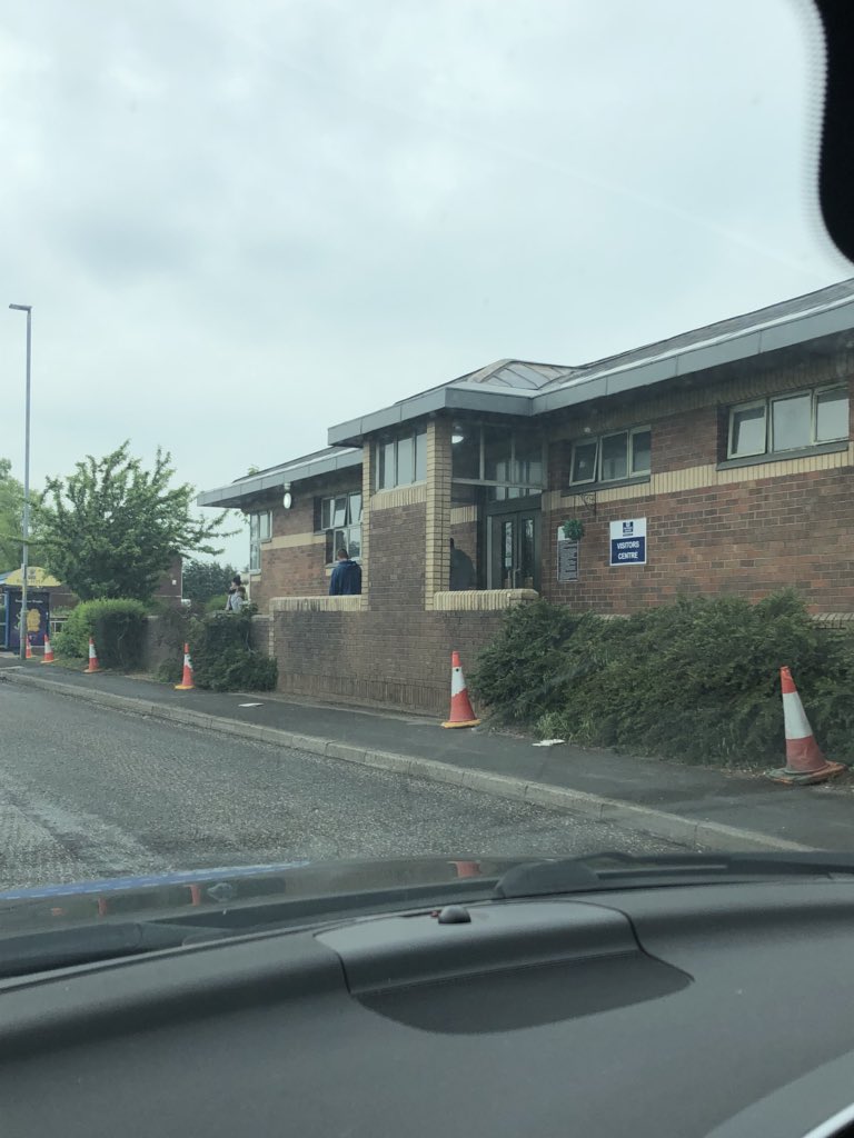 BustRally's tweet photo. Just picked #Jake up from  #HMPrisley the trip has started! #Jake and #Elwood reunited https://t.co/ZH1OvTV1rp