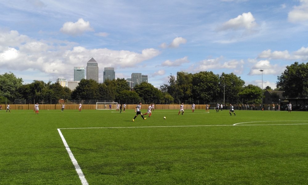 IntSurFootball's tweet photo. It's tomorrow everyone! The @CONIFAOfficial #WFC2018 kicks off in #Surrey with @MANXIFA vs @CascadiaSoccer at @suttonunited! We'll be there, will you? #BlueandGold https://t.co/JkUhg8Emlm