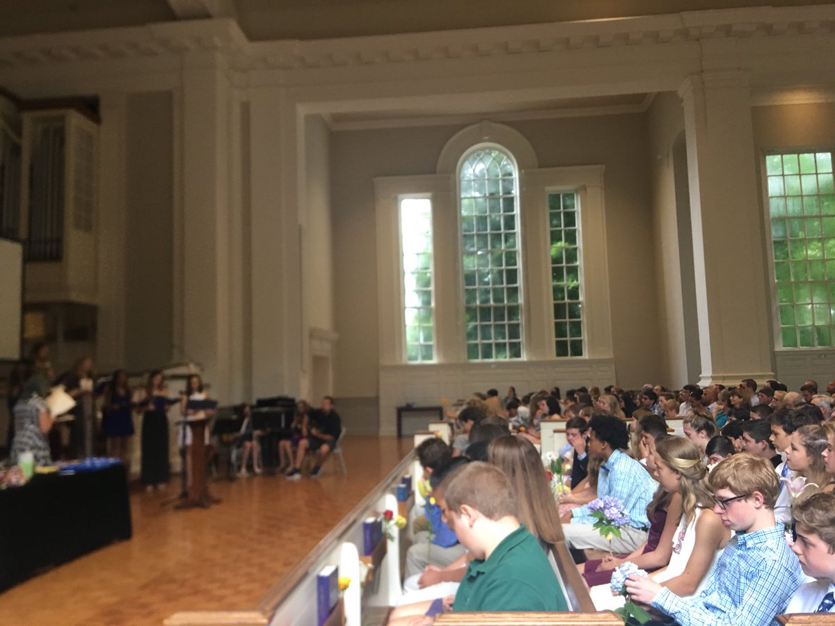 HeyMrShane's tweet image. 8th graders moving up!