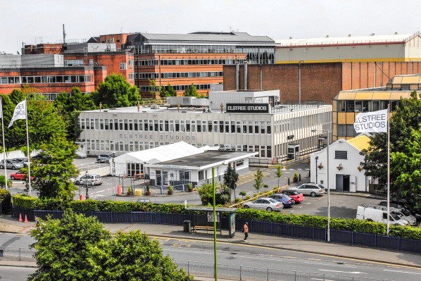 Ever wondered what it's like to work at London's No.1 Film &amp; TV Studio? Of course you have! <a href="/ElstreeStudios/">Elstree Studios</a>' very own Joely Hertz gives us an exclusive taste of the lights, camera &amp; action of day to day life at #ElstreeStudios bit.ly/2soAysd