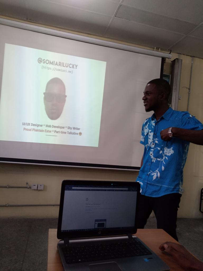 adeboyesarah's tweet image. @SomiariLucky his profile is LOL😂😂😂
#FigmaCommunityNG #FigmaAfrica #FigmaDesign @_Ingressive_ @namnsoukpanah