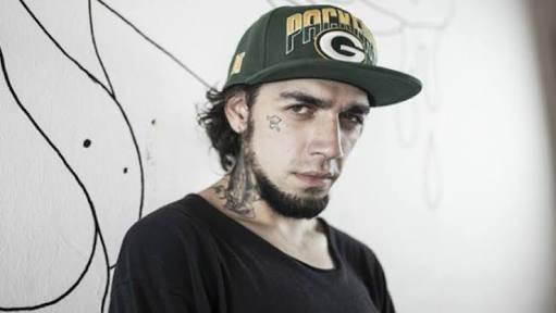 Önce #Ezhel şimdi de #khontkar ve #youngbego sırada kim var ? O kadar ahlaksız insanlar varken tecavüz tavan yapmışken neden Rapçilerle uğraşıyorsunuz ? #Freeezhel #FreeKhontkar #Freeyoungbego