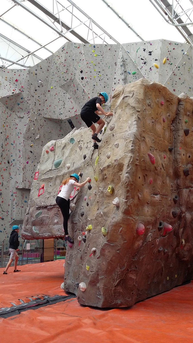 mgs_activities's tweet photo. Very impressive attitude, strength and climbing skills shown by all our students @eicaratho today. A great day - looking forward to tomorrow! https://t.co/Wfz3aSSqcU