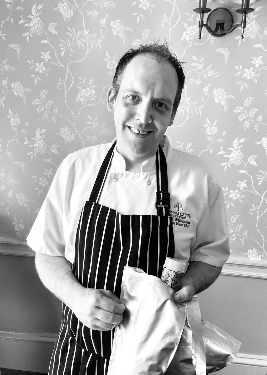 elainehillphoto's tweet photo. With @bricktop24 @farnhamestate this week photographing his new menu and getting a sneak peek into his secret ingredients!! 🙌🏻 #foodphotography #foodphotographer #location #summermenu #cavan https://t.co/hVLel3wZYx