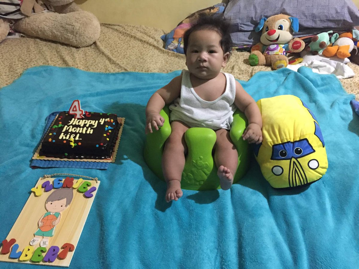 Dayanaaaaa0231's tweet image. Happy 4 months Baby ko ^_^ :* lovelove kita. Anlaki mo na. Don't grow up too fast Baby #Tabaching #YzekielYlbert