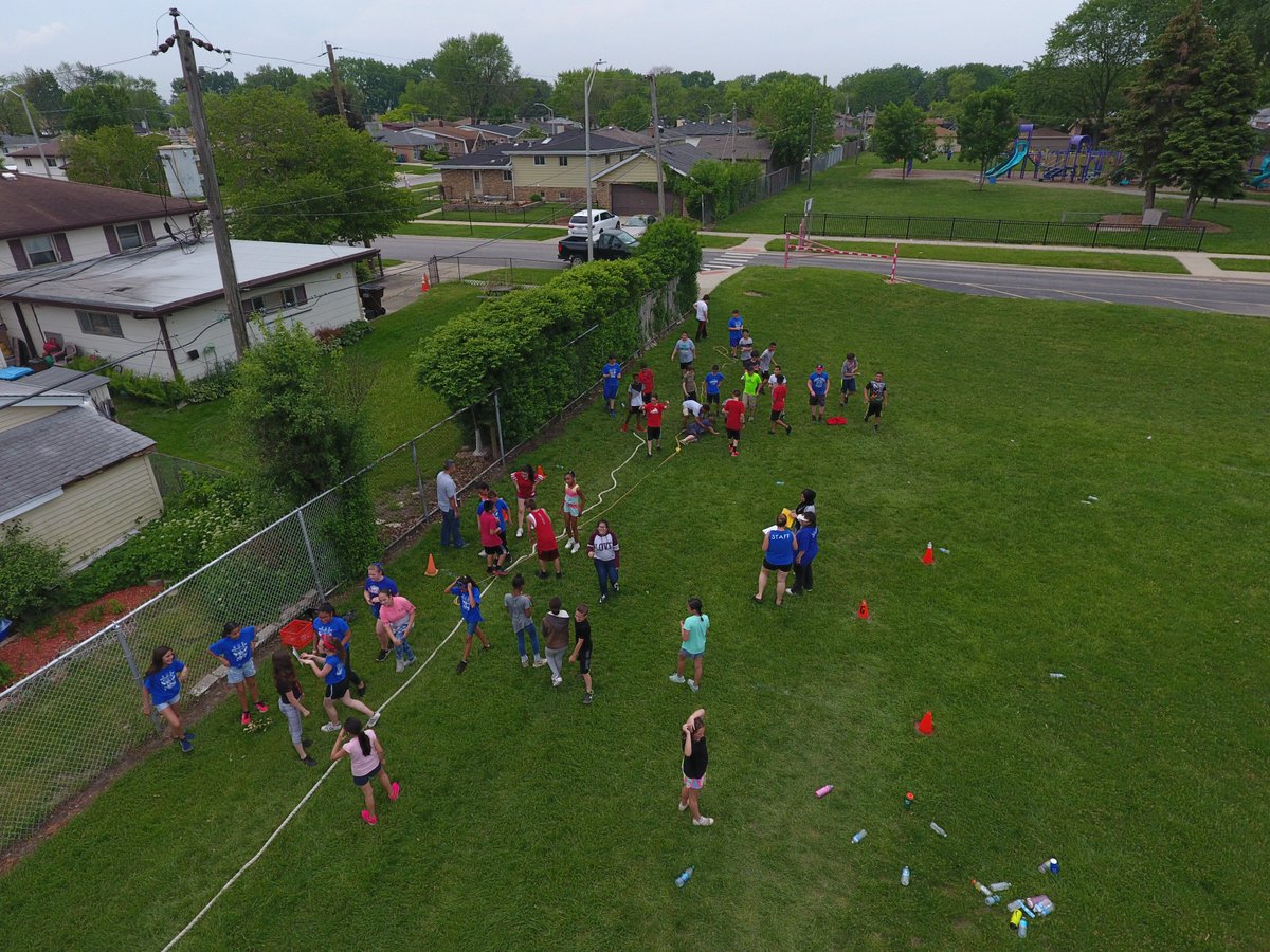 _MrSwanson's tweet photo. Another awesome Field Day at the Elementary buildings yesterday here in @dist126! Great job @StonyCreekPE @Gunderson_PE @HazelgreenPE https://t.co/SJu4c4csjK
