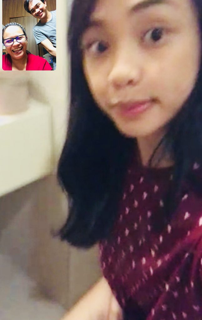 EntrataLorna's tweet photo. Maraming salamat sa mga tga ilo-ilo salamat po sa pagpunta ninyo At sa mainit na pagtanggap na makapagperform an anak ko sa lugar ninyo GODBLESS yu  to all 

MAYMAYMagSadya SaRobILOILO https://t.co/eidM1SpQQN