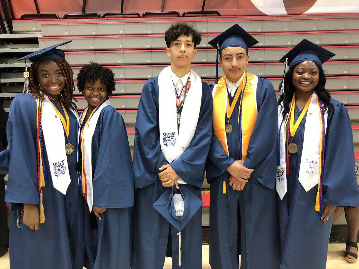 ccpathways's tweet image. It’s GRADUATION DAY for the NHS Class of 2018!! Thank you for all of your support for these AMAZING CCP Seniors!! #ccpathways #ccpstudents #Classof2018 #collegedreams #CCPDoingBigThings