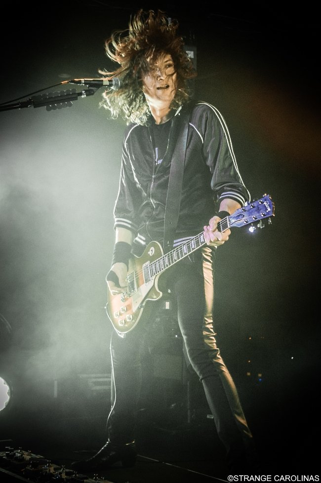 DanlingForever's tweet photo. Dan, that fab night in Charlotte, NC, April 27th 2018
-
Photos/Review via https://t.co/GH7SKIO3vO
-
#DanHawkins #rifflord #guitarist  #guitar #songwriter #composer #musicphotography #concertphotography #concert
#TheDarkness #TourdePrance #pinewoodsmile #danling #danlingforever https://t.co/IGoyq4ZqB7