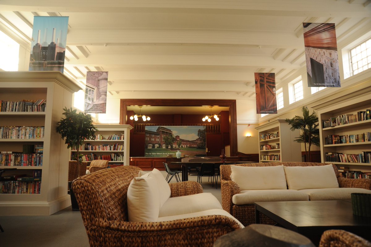 savoyconstruct's tweet image. A sensitive #refurbishment of the communal areas in a luxury mansion block designed by Sir Gilbert Scott in Putney. View the full project details here: savoyconstruction.co.uk/projects/sir-g… #interiorfitout