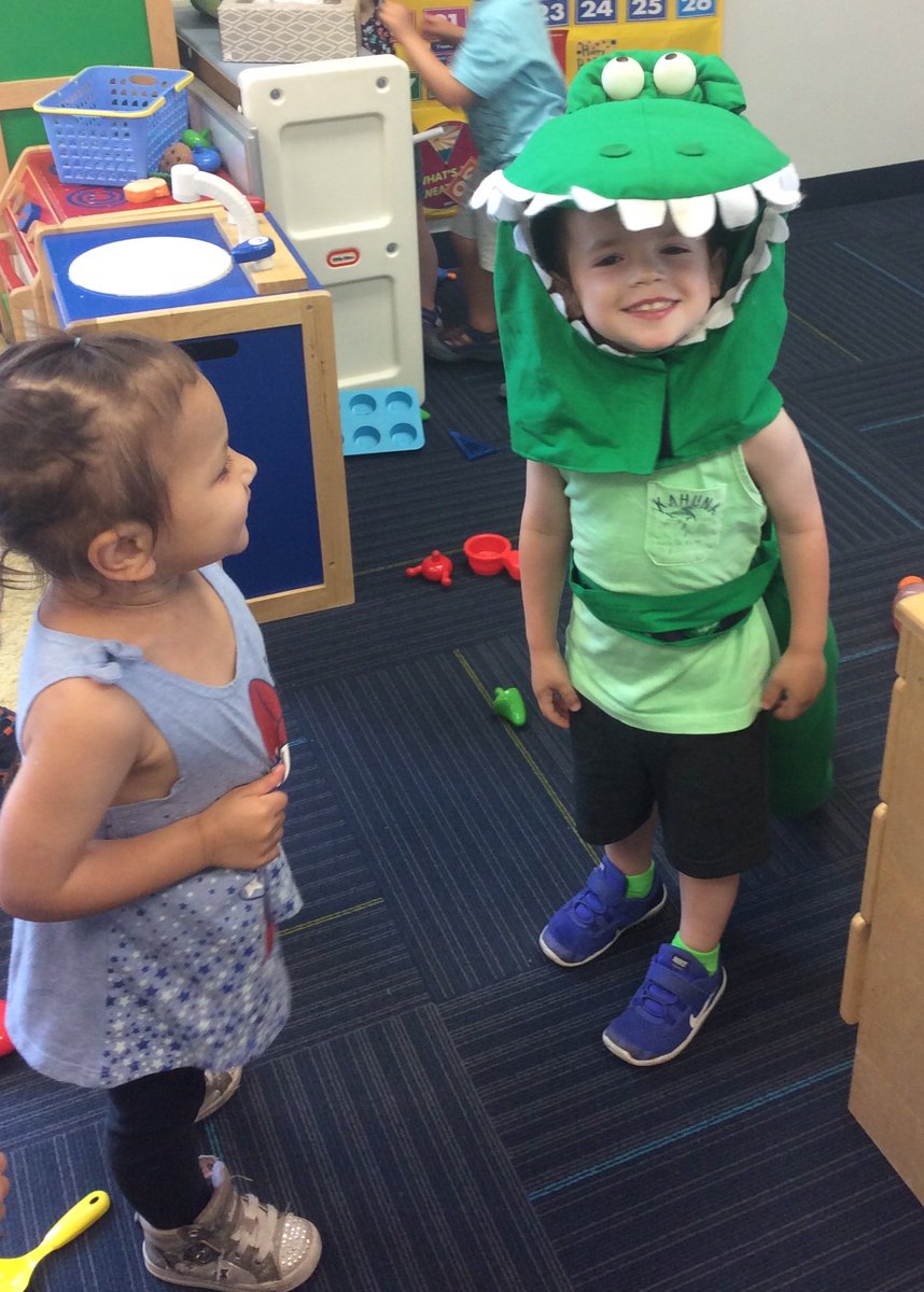 Children_Kastle's tweet photo. It's Dinosaur Week at Childrens' Kastle!! #Ckclc #Prek #Summercamp #Wherelovemeetslearning https://t.co/ltQ9qHKZT3