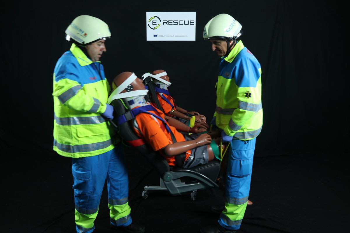 ConfebusSocial's tweet image. @Petronor_Info instala el sistema @E_Rescue_System, pionero en #seguridad post-accidente: la primera empresa de España que adopta este sistema para los #autobuses que transportan a sus empleados shar.es/ansyOY