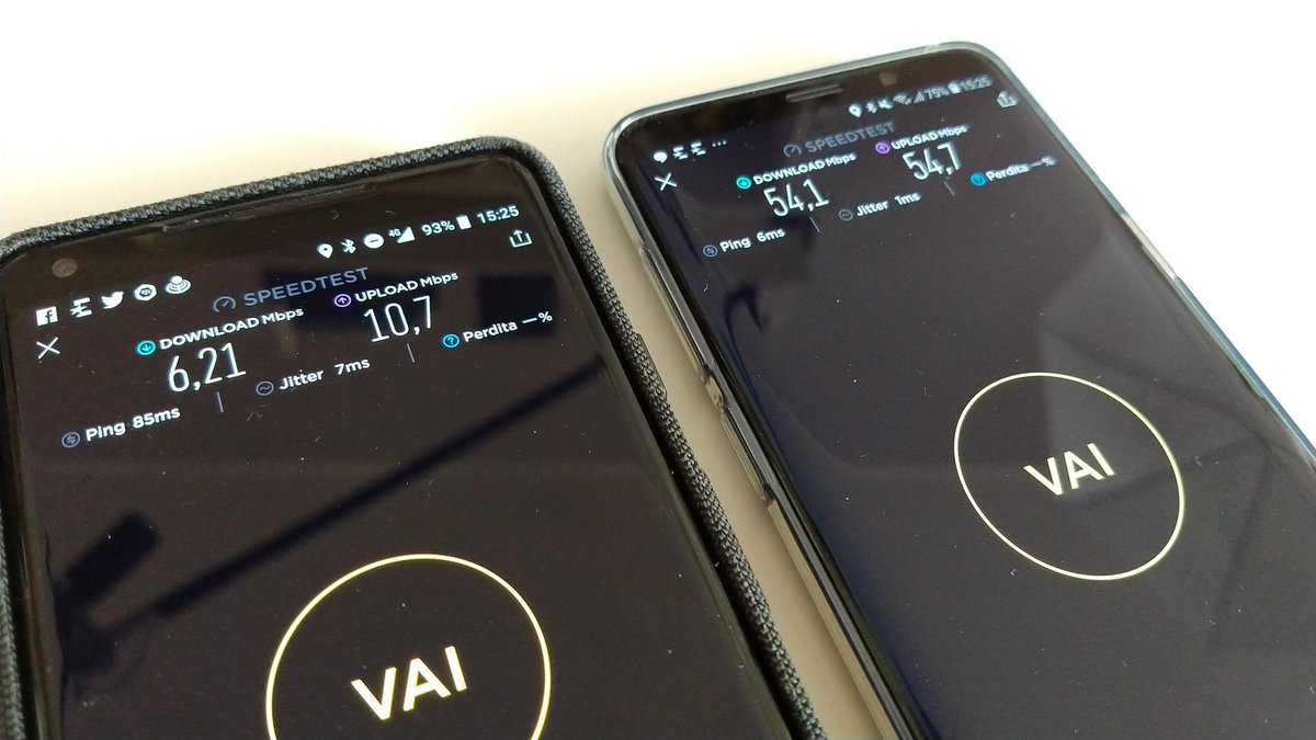 lucaviscardi's tweet image. Proseguo con i test incrociati tra i diversi operatori.
A sinistra nella foto c&apos;é @IliadItalia , mentre a destra c&apos;é @TIM_Official .
Sempre nel centro di Bergamo. 
#iliad #networkspeed